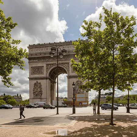 Veeve - A Sleek Soujourn Daire Paris